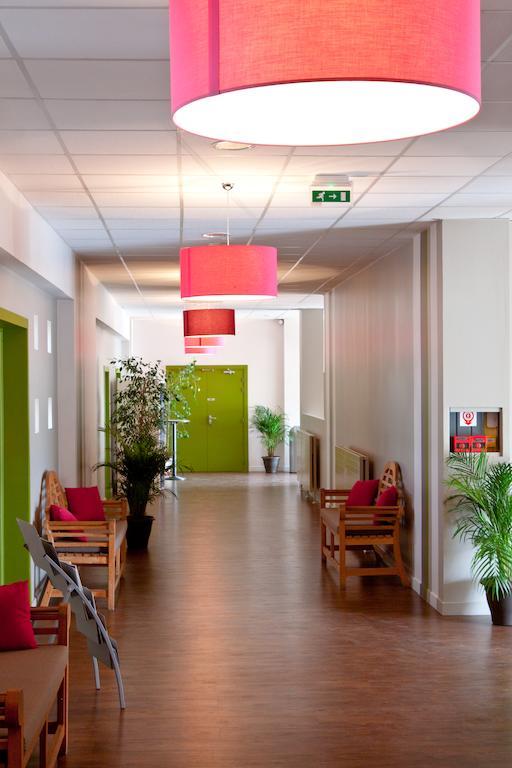 Hotel Regain Sainte-Tulle Esterno foto